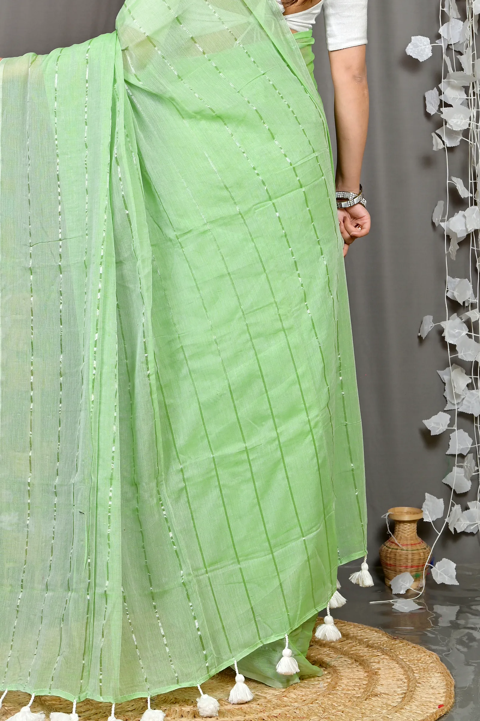 Light Green Mal Cotton Pari Hand Loom Saree (314)